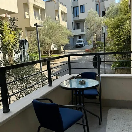 Apartment Sunrise Comforts Tirana